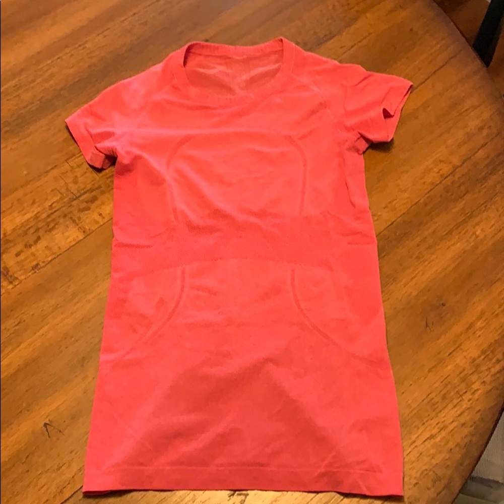 Lululemon Run Swiftly